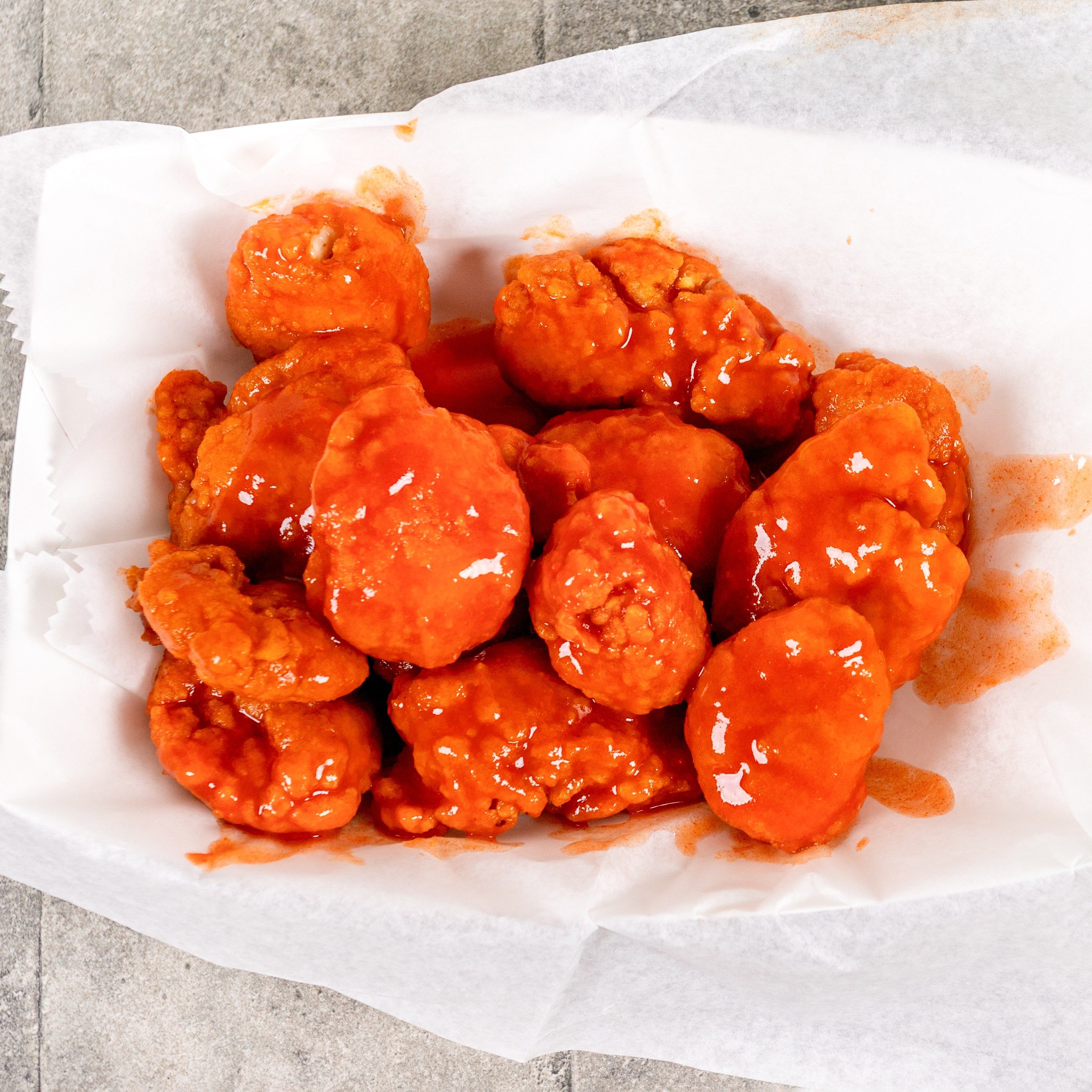 1 Lb Boneless Wings.